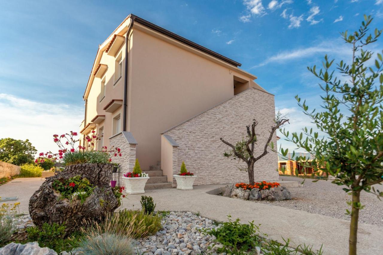 Apartments Didi Omišalj Εξωτερικό φωτογραφία