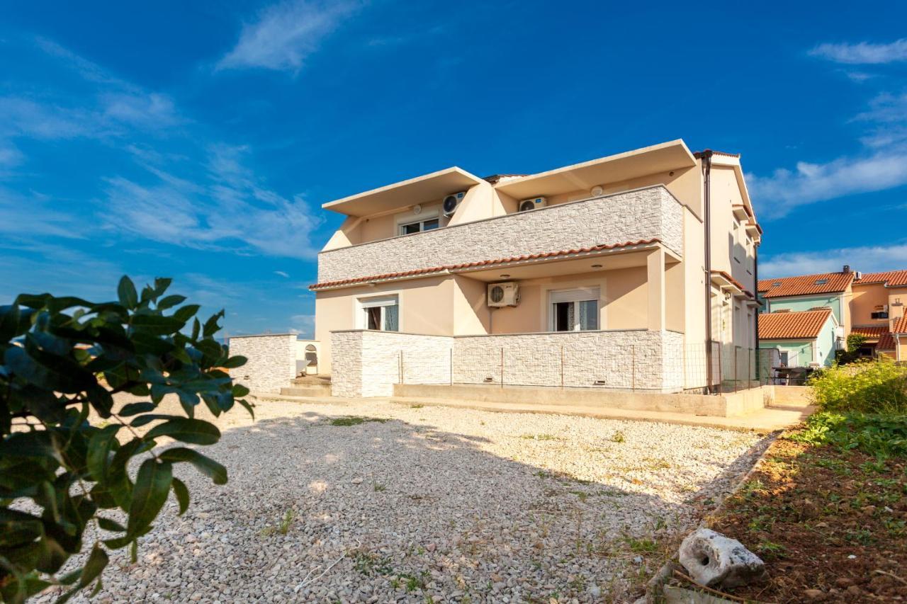 Apartments Didi Omišalj Εξωτερικό φωτογραφία